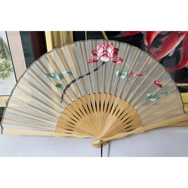 国家级非遗宁古塔满绣折扇